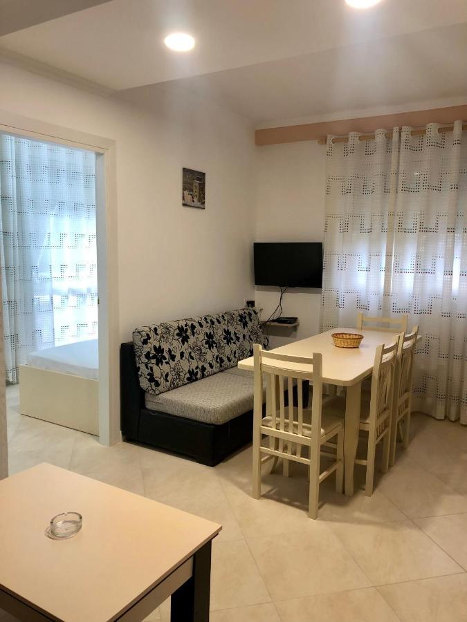 Uani Apartment Durrës Exterior foto
