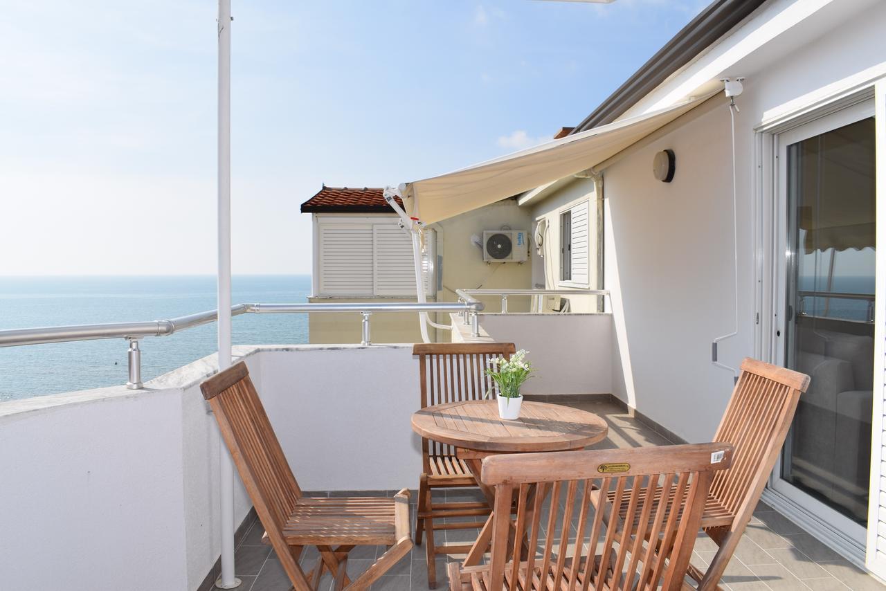 Uani Apartment Durrës Exterior foto
